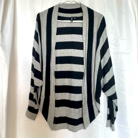 Relativity Sweaters - Relativity/ gray and black striped cardigan​​​​​​​​​​
